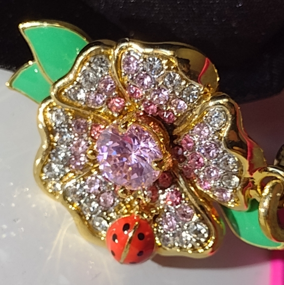Juicy Couture Crystal Studded 🌸🐞 Ladybug 🐞 Never Removed from Original 🎁 NWT - Picture 8 of 9